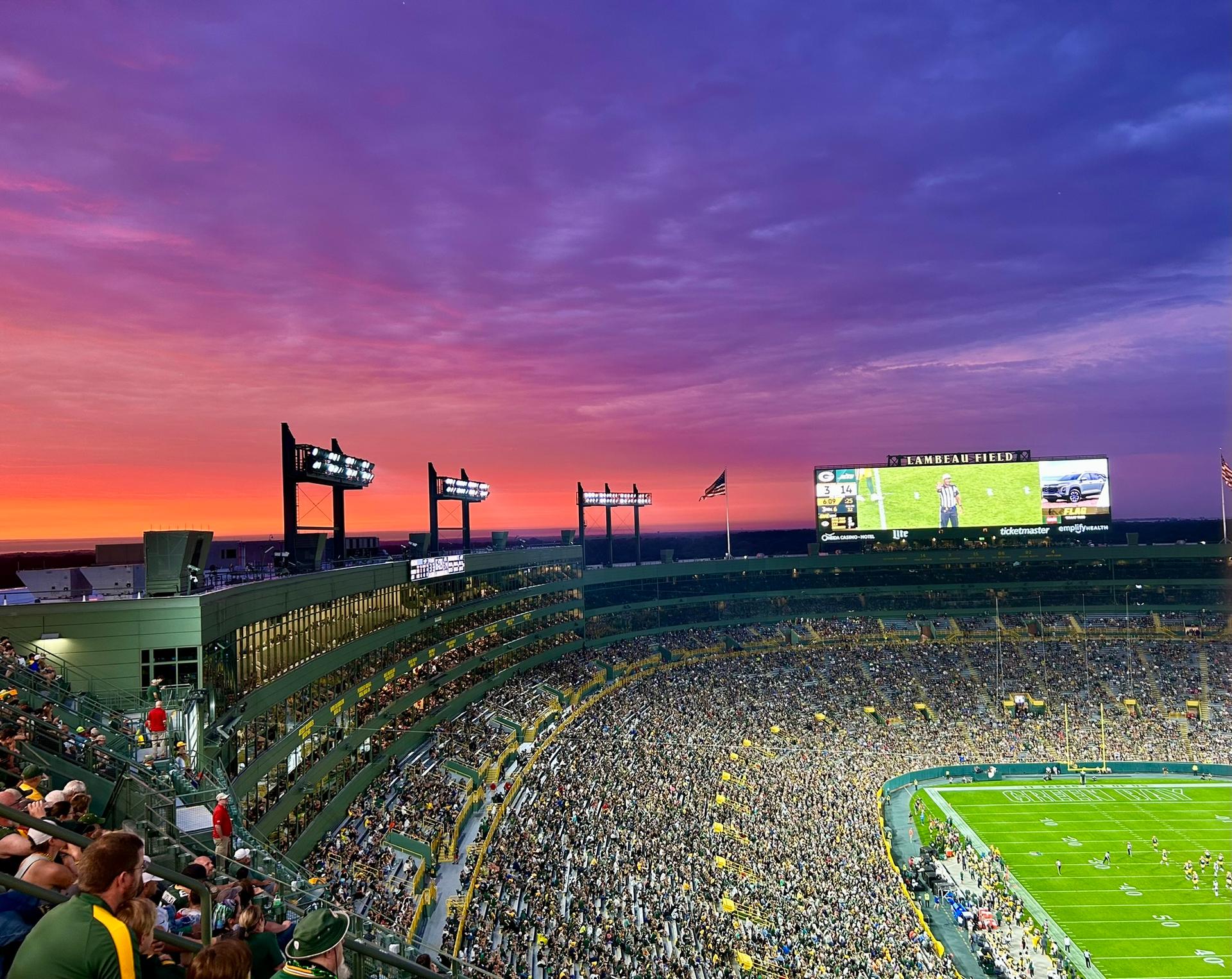 Green Baywatch: Packers-Bears Rivalry and Events Around It